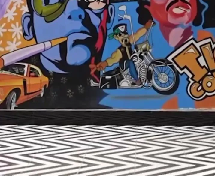 Hollywood Wall